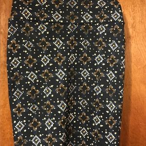 LulaRoe Small Cassie skirt